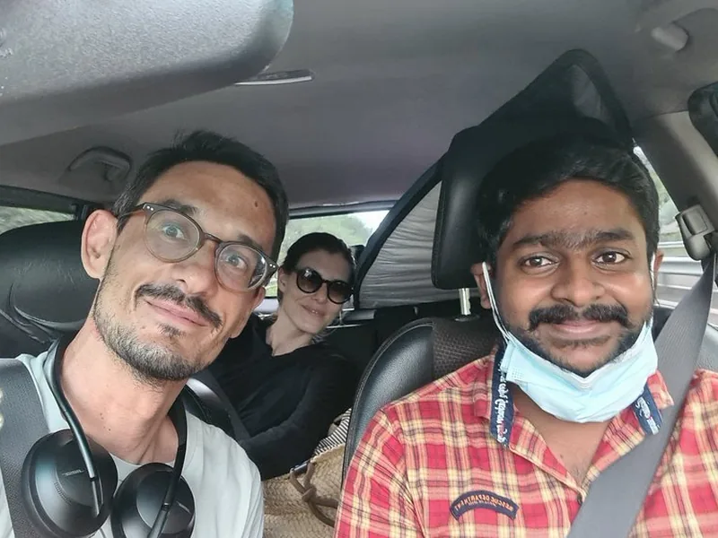 Buddika chauffeur profile with happy Sri Lanka travelers