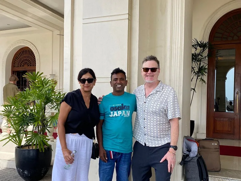Micheal chauffeur profile with happy Sri Lanka travelers
